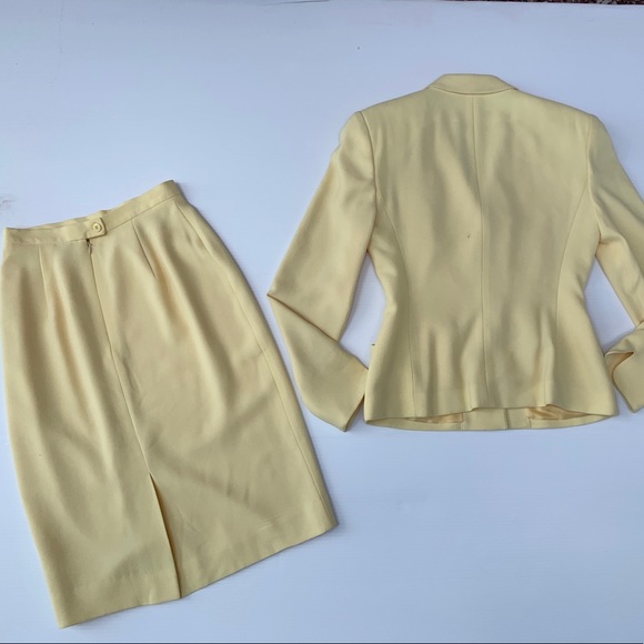 CHRISTIAN DIOR SKIRT SUIT - Picture 3 of 7